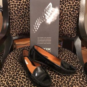 Geox Italy Patent Leather Loafer ~8~